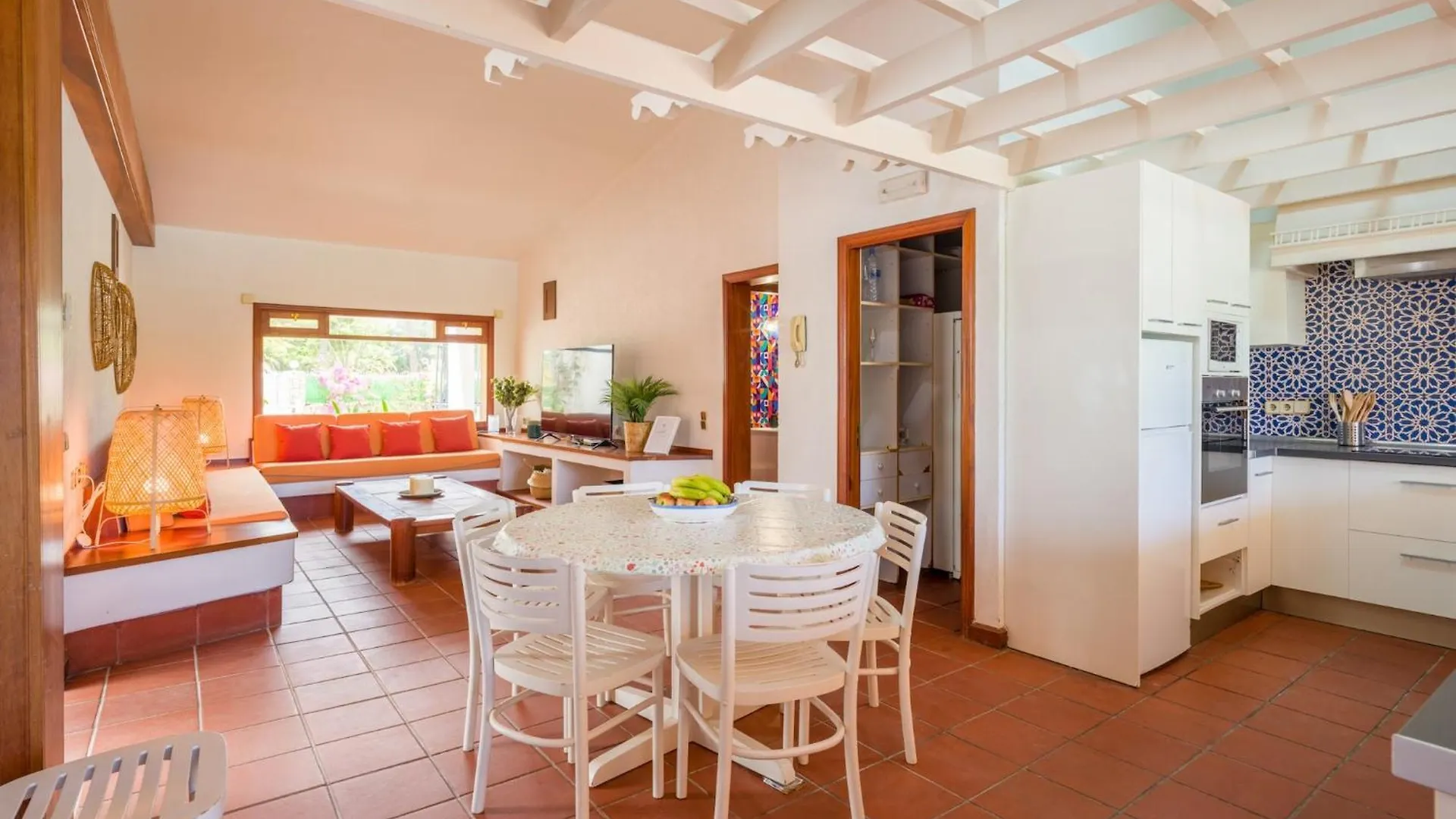 Alpesi faház Villa With Heated Pool In Gran Canaria San Bartolomé Spanyolország